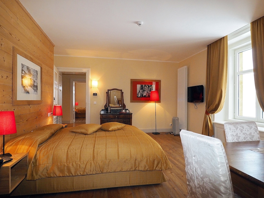 Maloja Club House