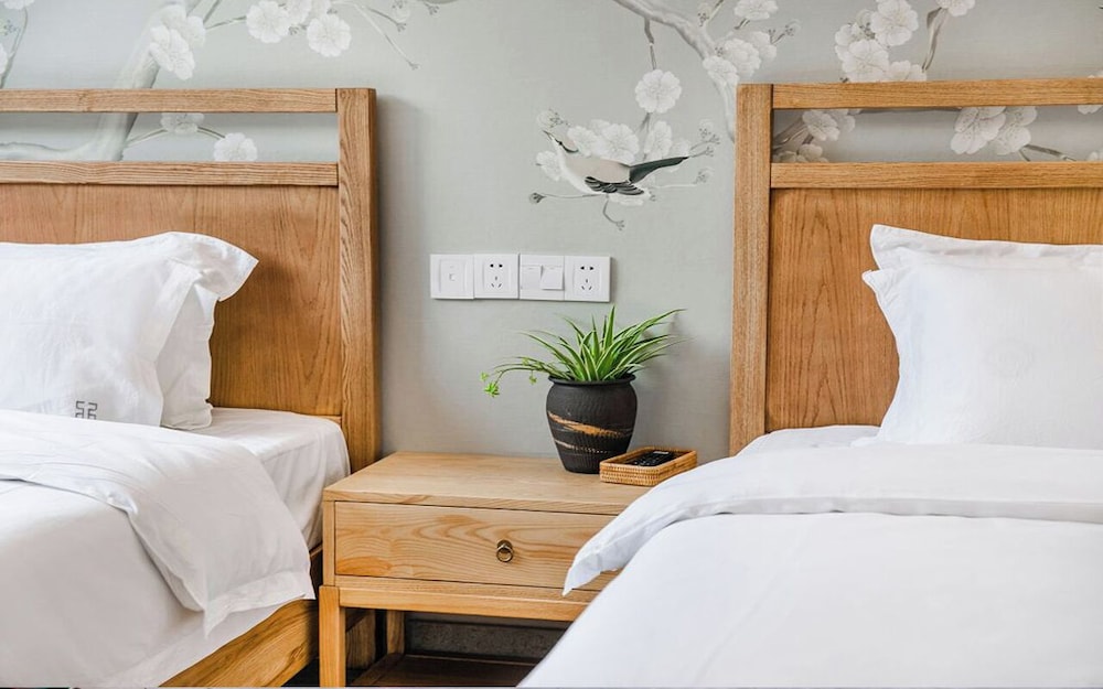 StarChain · Puyi Time · Family Vacation Villa (Wufeng Mountain Store in Anji)