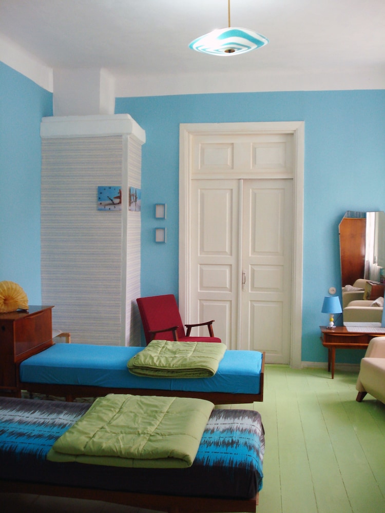 Jasmine Hotel