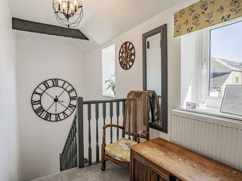 Granary Cottage view 4