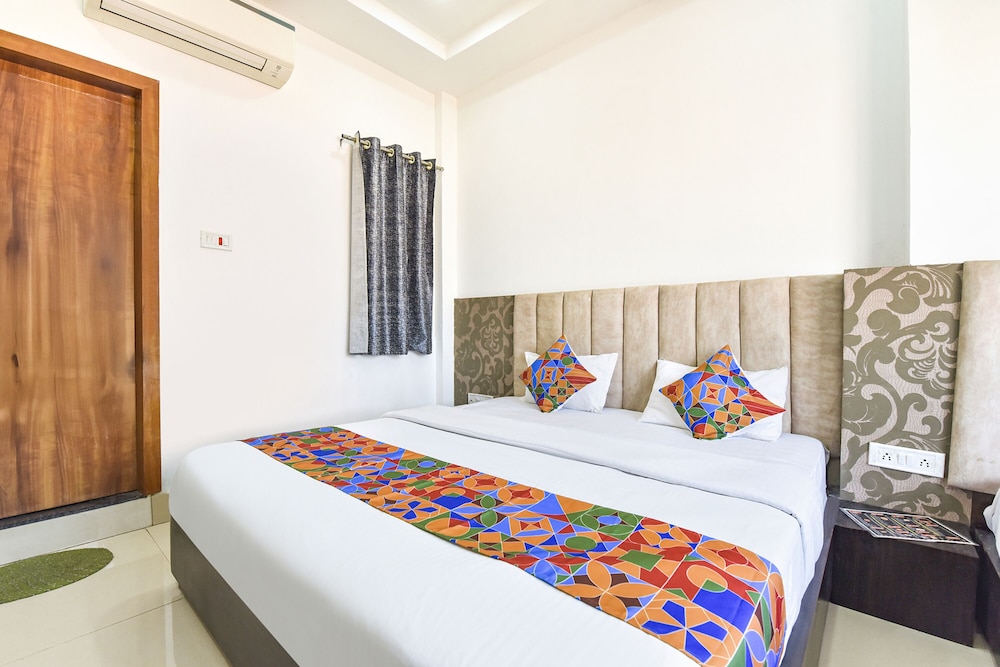 Fabhotel Aaditya