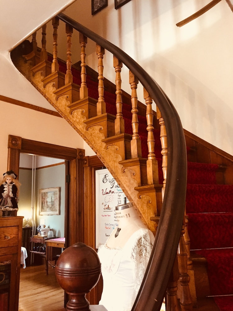 Evangeline's Tower Bed & Breakfast