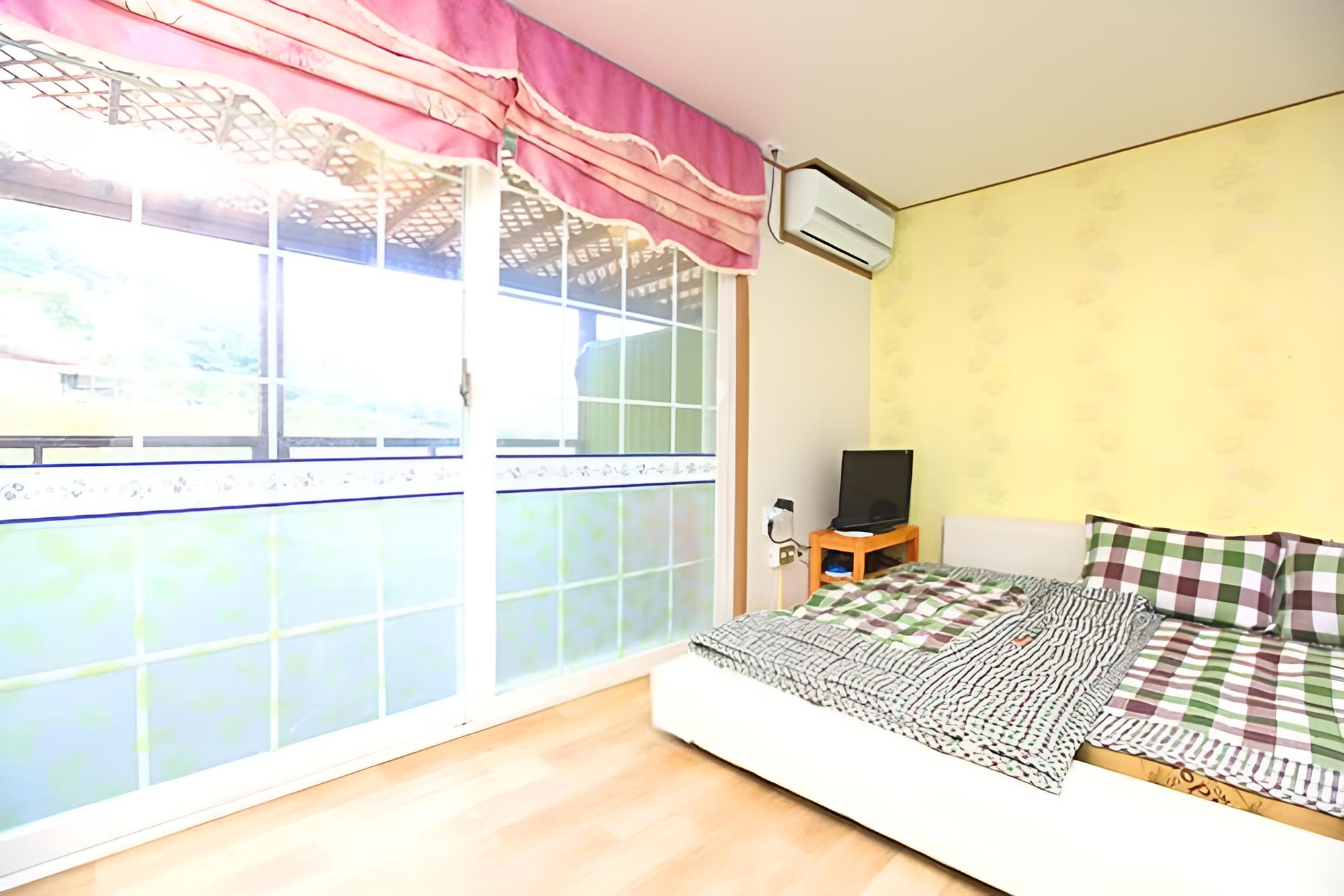 Hadong Sansuae Pension