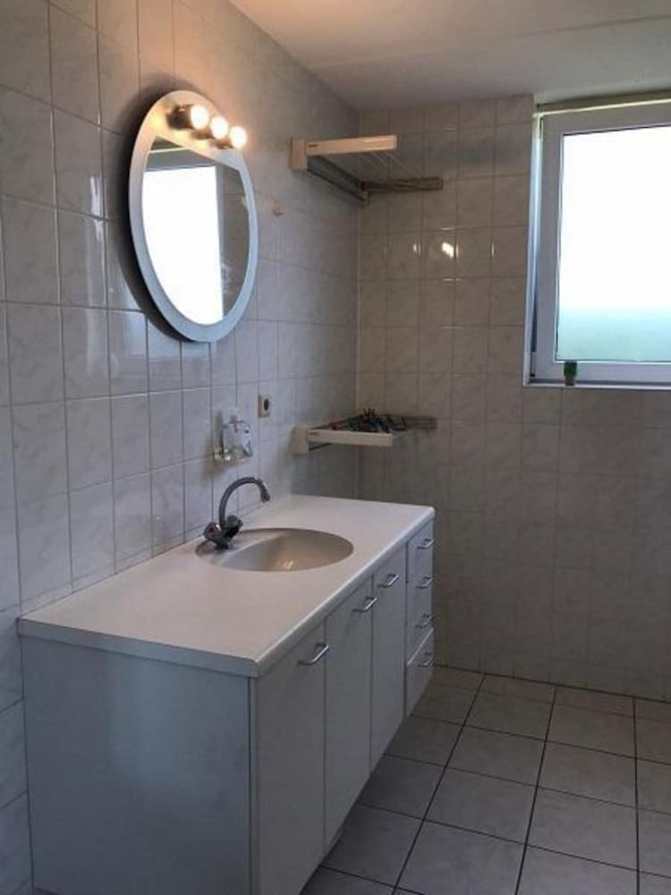 Comfortable 6-person Holiday Home