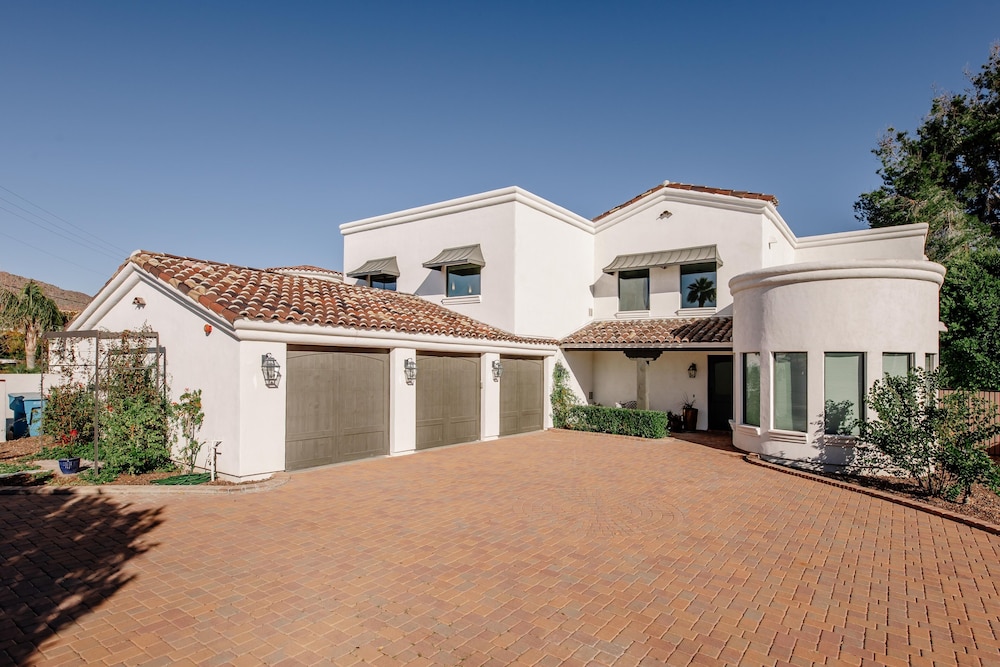 Luxury Dream House!! Sleeps 16 - On Golf Course view 5