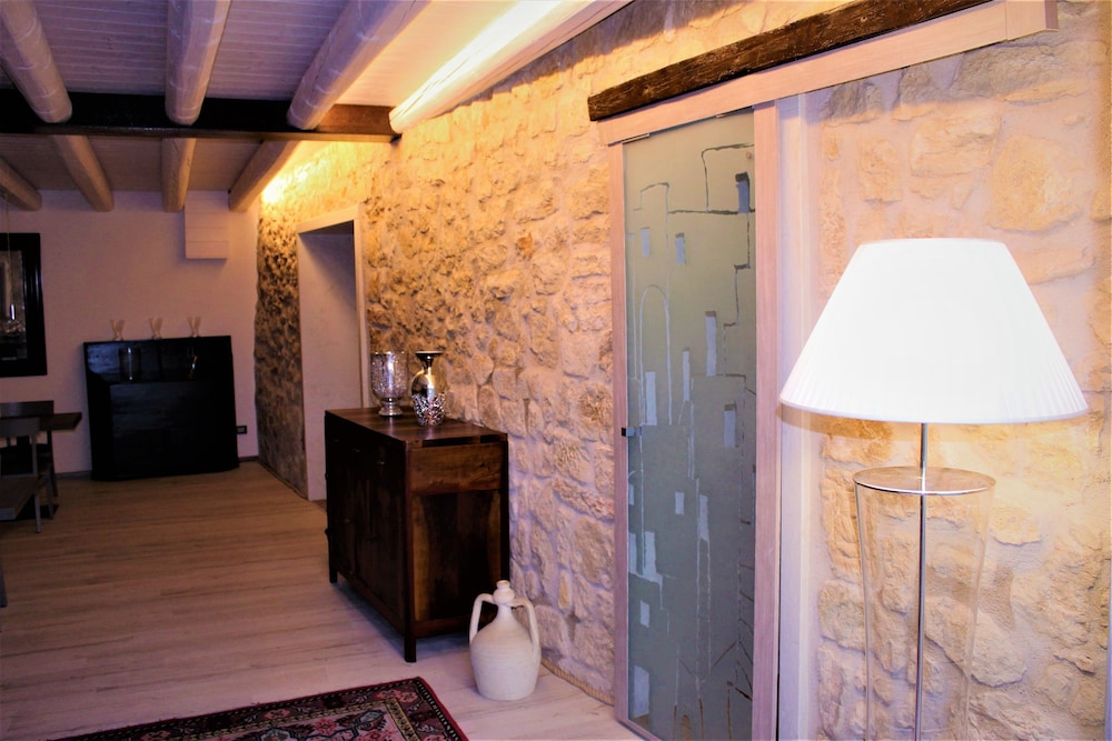 Arco di Vino - Tourist Location