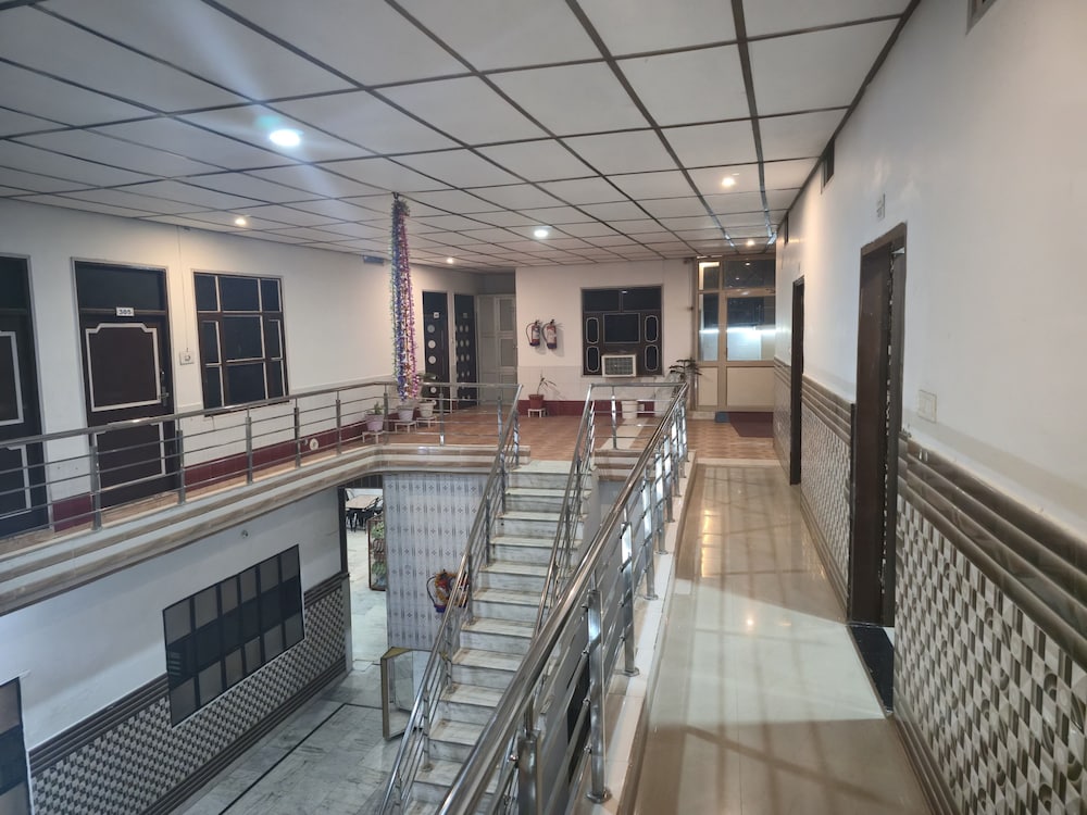 Hotel kailash parvat