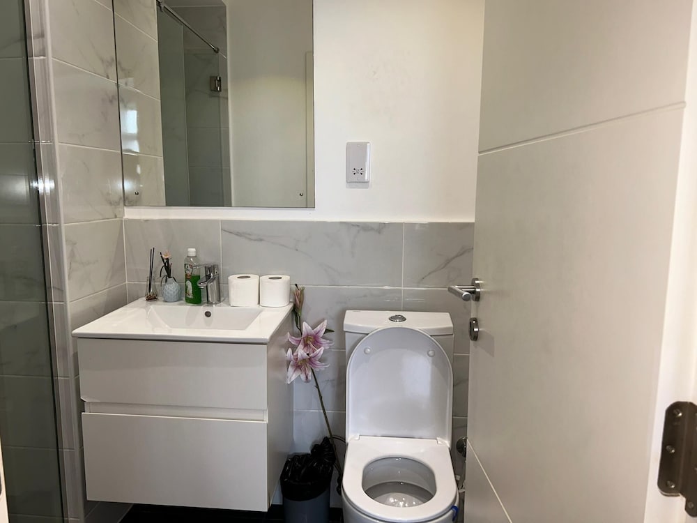 EBS LEGEND PROPERTIES