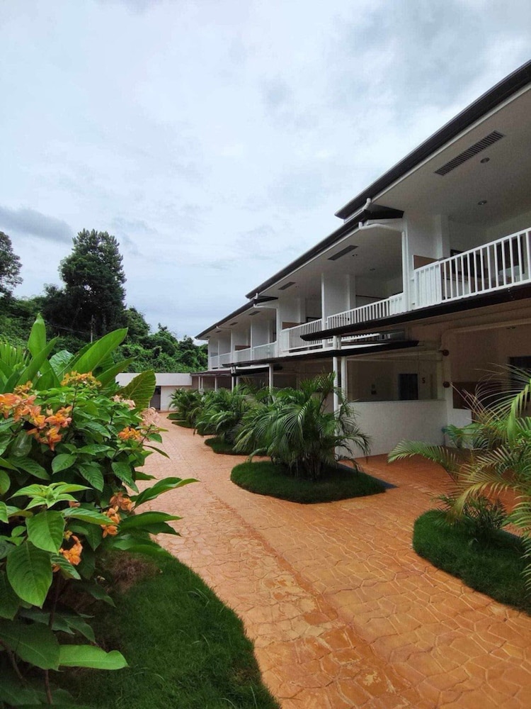 DMC Condotel