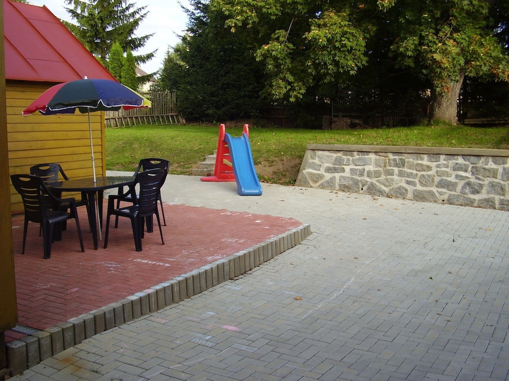 Photo 9