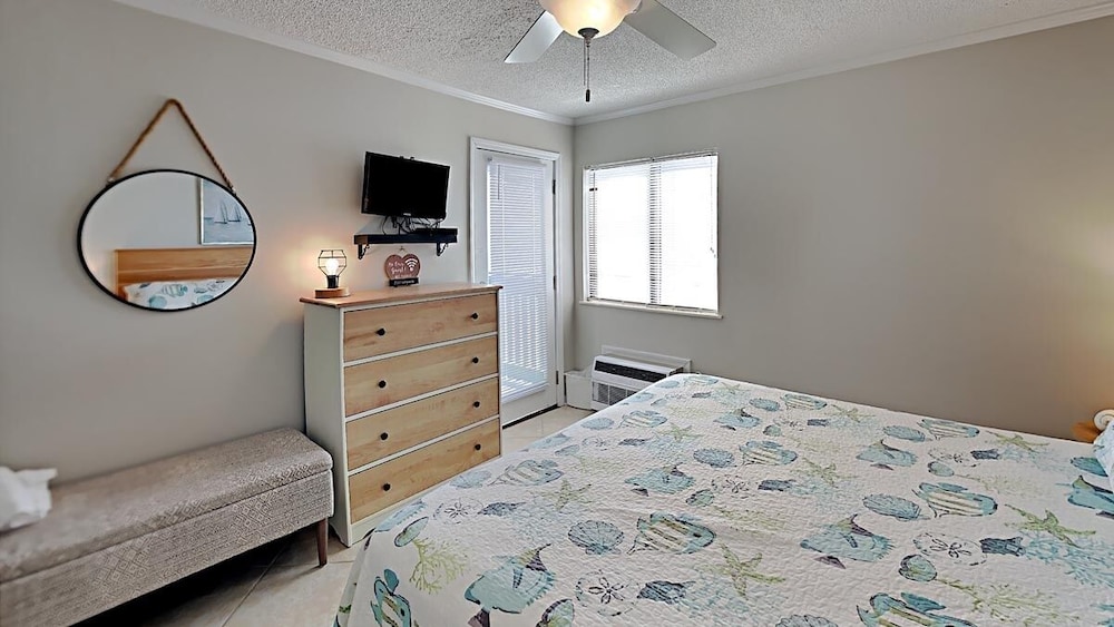 A Place At The Beach Iii 9530-2h 2 Bedroom Condo