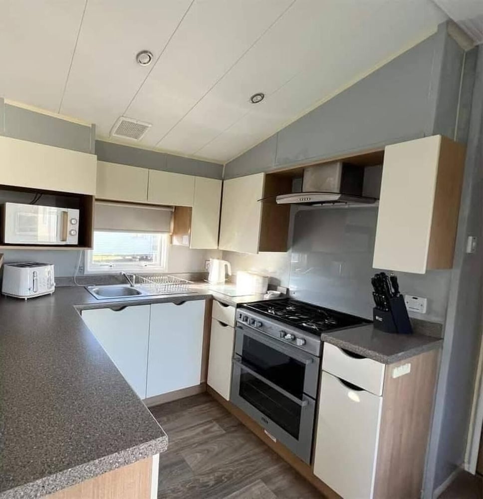 Caravan in Mablethorpe- 2bed-petsok-sleeps6-wifi