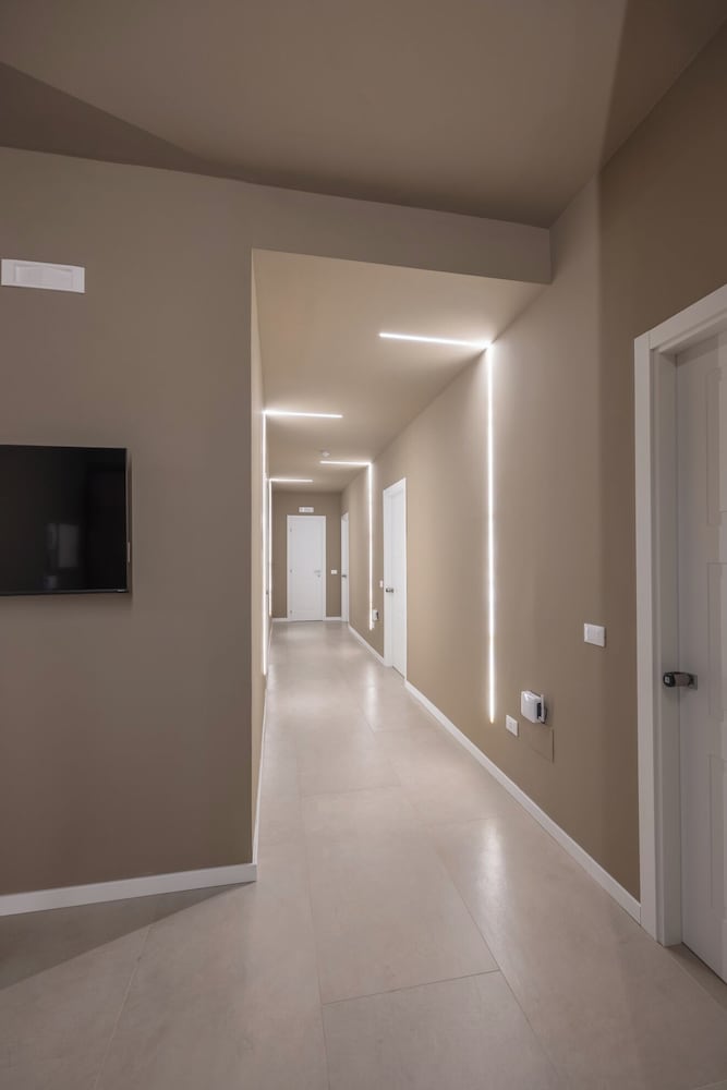 Luxury Station Suite