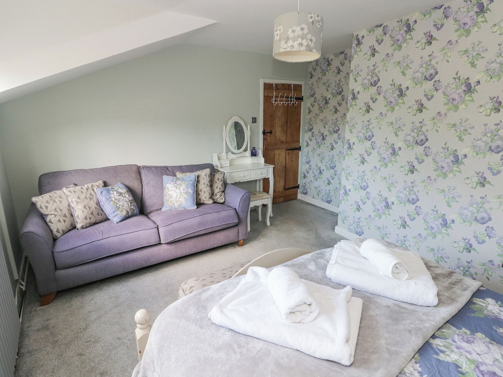 Inglenook Cottage