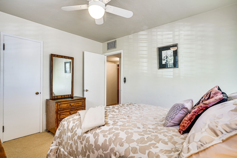 Tucson Vacation Rental w/ Pool ~ 1 Mi to Reid Park
