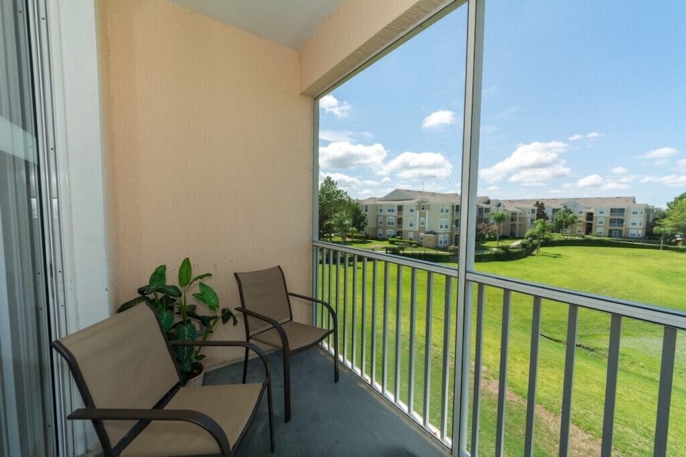 3 Bedroom Condo Near Disney Theme Parks 8102 3 Condo by Redawning - Image 5