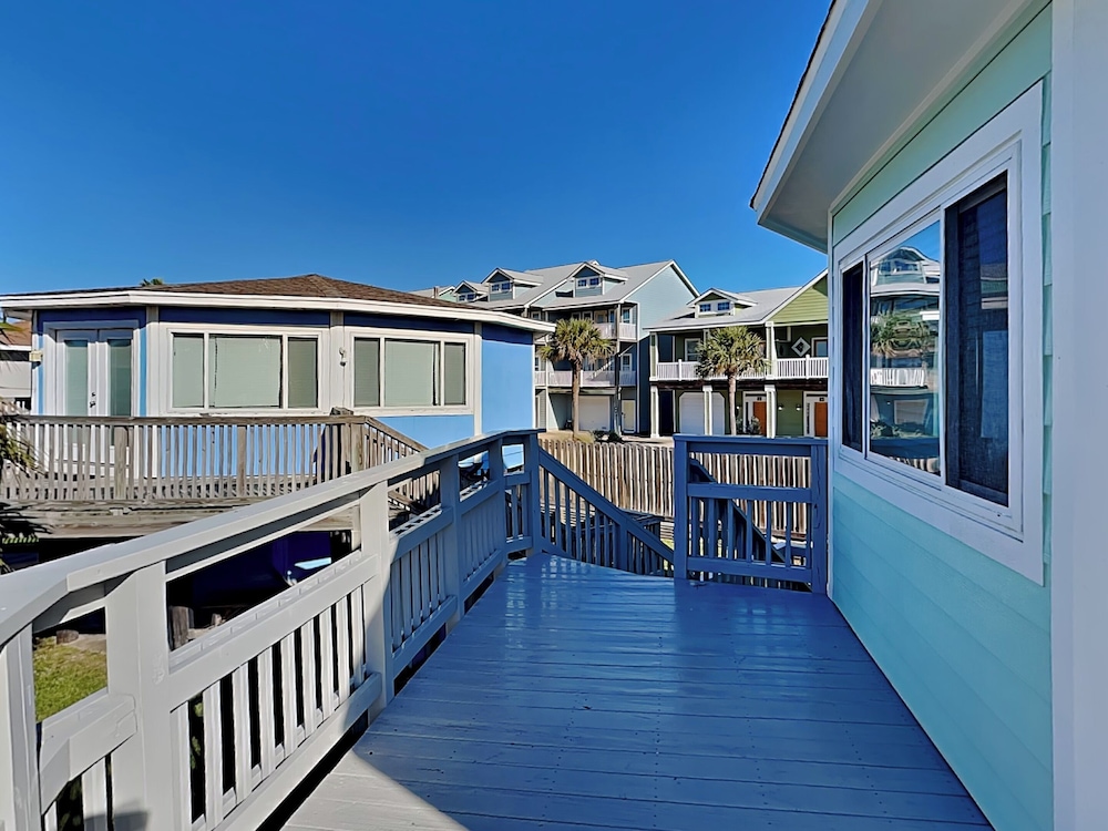 Sunday Villas Sunday Funday by Silver Sands Vacation Rentals