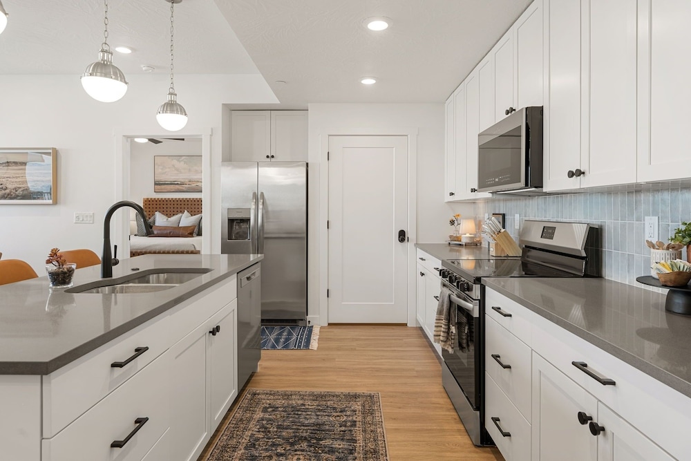 Mane Stay At Terra 3 Bedroom Condo