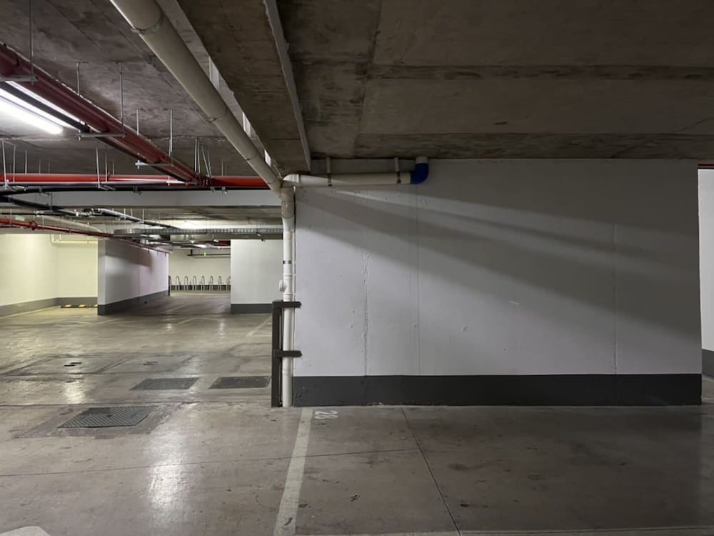 Urban Artistic Irarr Zaval A C Laundry Parking Pet Wifi