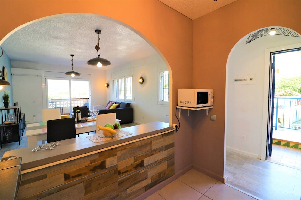 Apartment With Scenic View