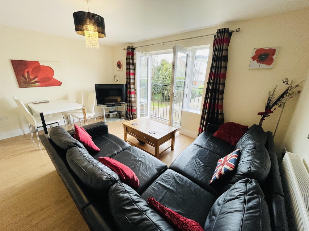 Flat 3 Seabreeze