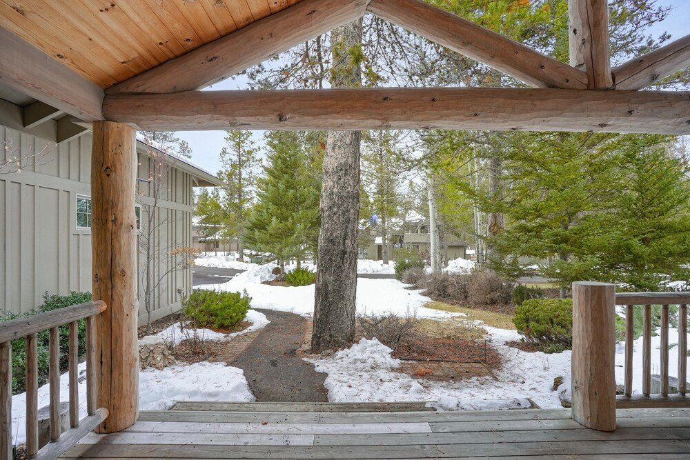 20 Red Cedar 3 Bedroom Home