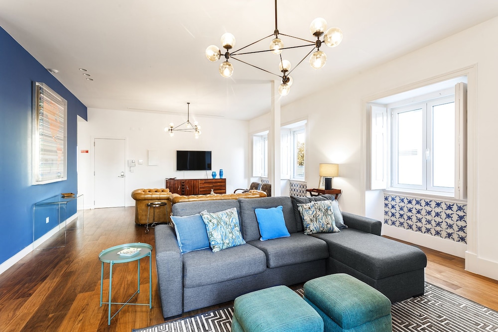 Chalet Estoril Luxury Apartments