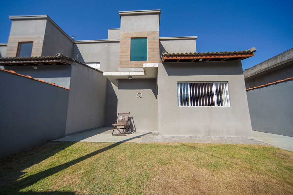 Casa pet Friendly c Churrasqueira em Boraceia