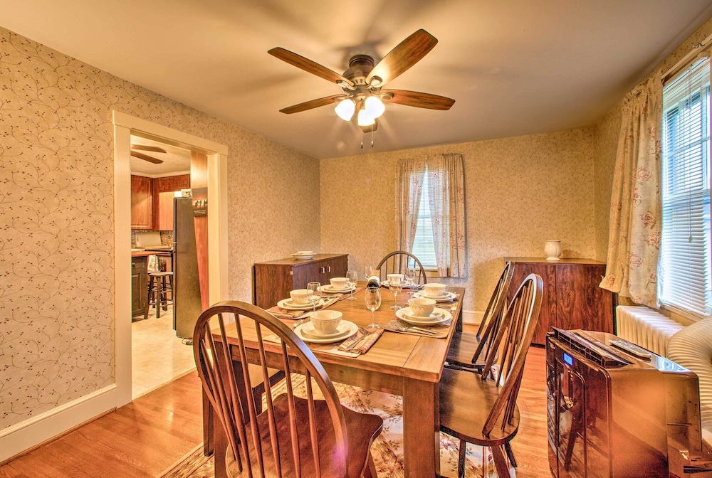 Whimsical Lancaster House w/ Porch Near Amish Farm view 2