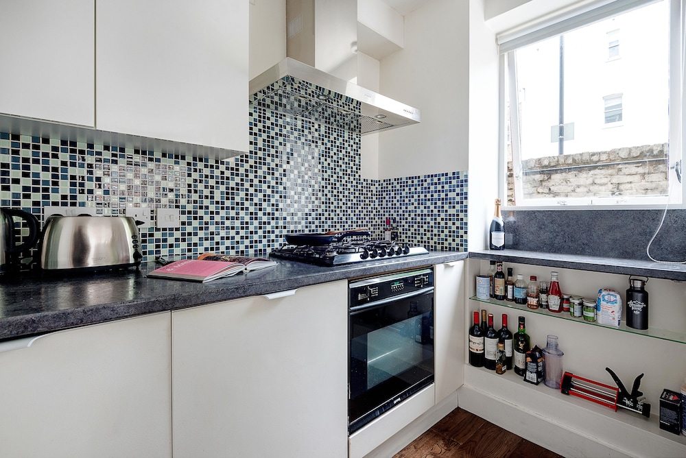Islington Charm
