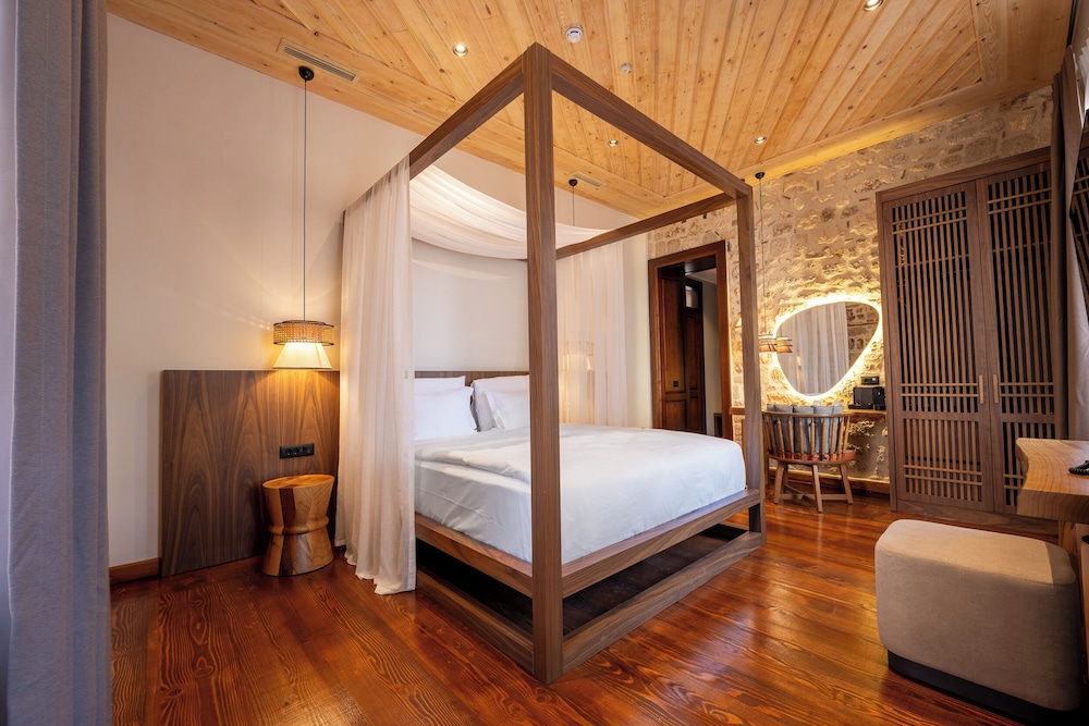 Belmondo Süitler - Image 14