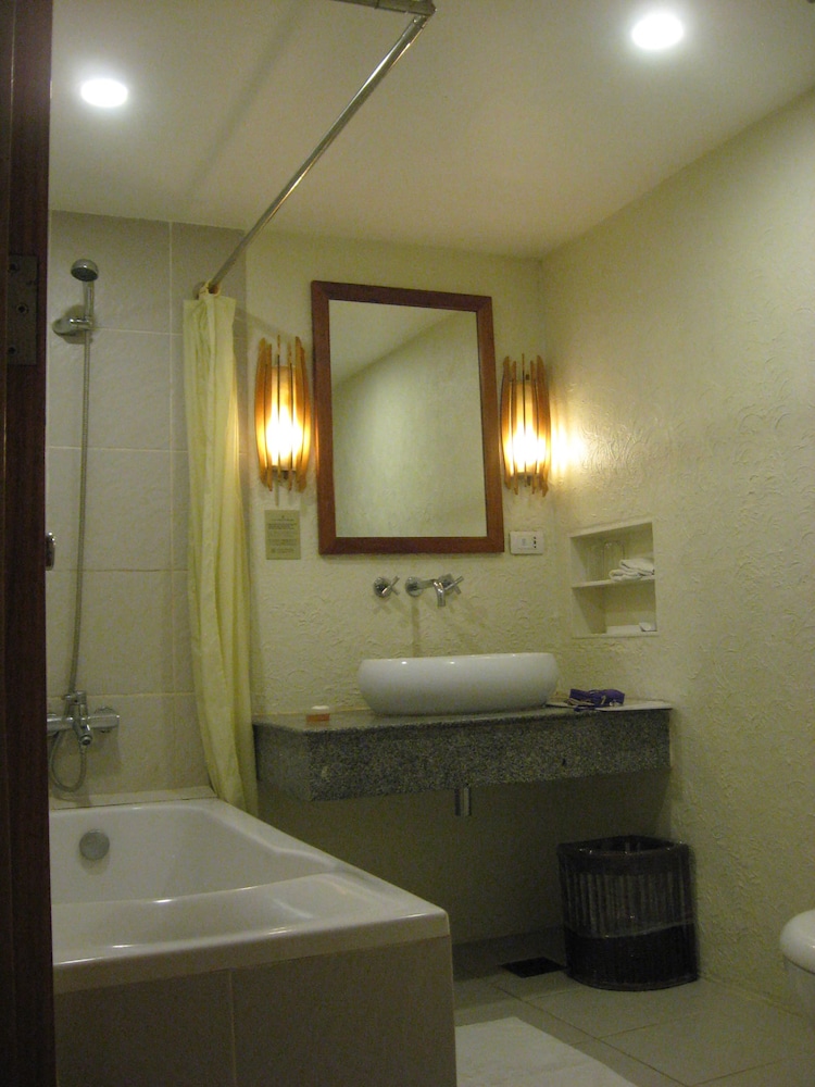 Photo 34