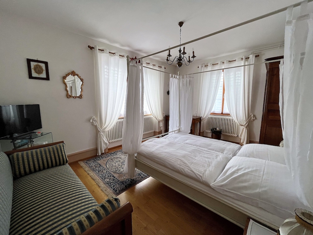Villa Mai