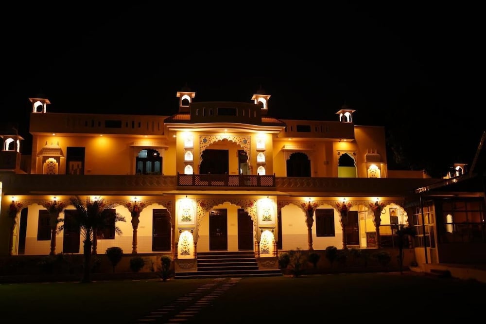 Aashirwad Haveli