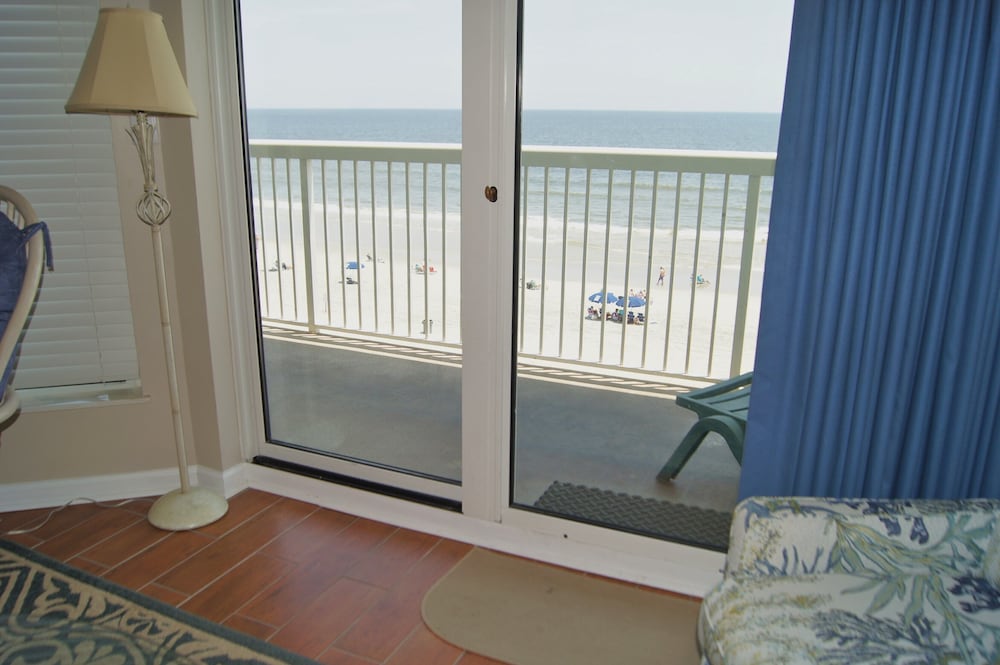 Sunrise Pointe 4F by RedAwning