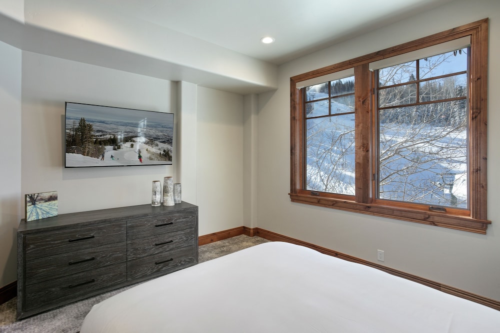 504 - Five Bedroom Penthouse Grand Lodge 5 Condo