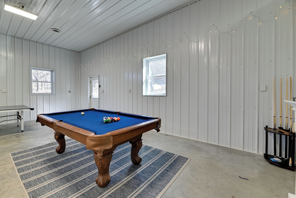 The Toasted Marshmallow Ski & Lake Game Barn