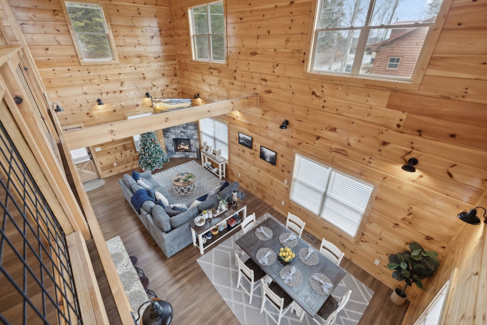 Big Bear Splash 2 Bedroom Cabin