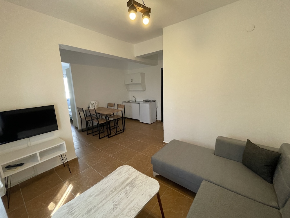 Esmana Otel - Image 32