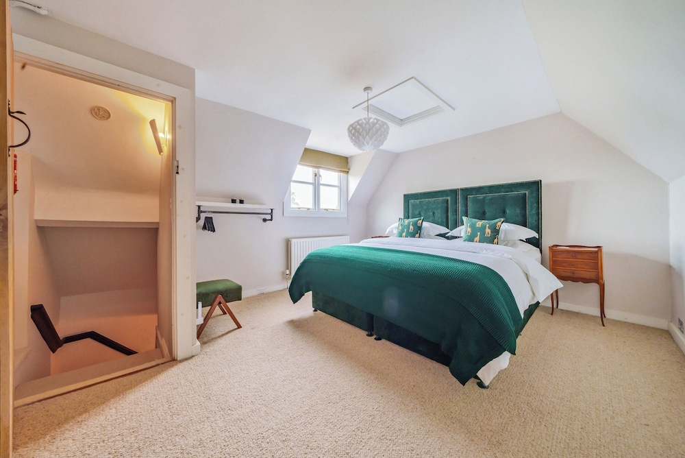 Lynton Cottage