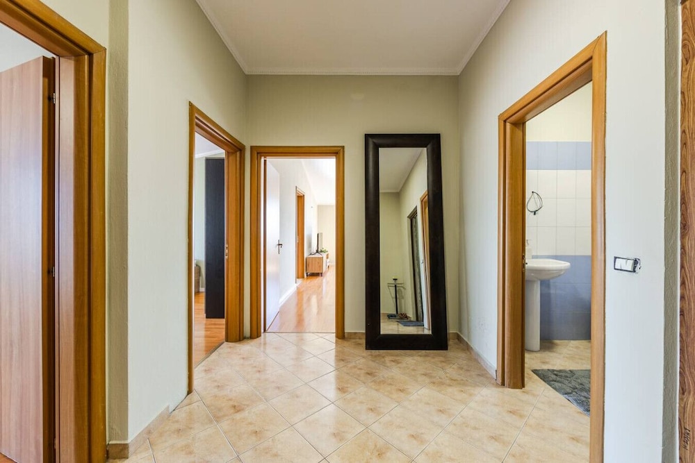 Bright Comfy 2BR Apartment by the Adriatic