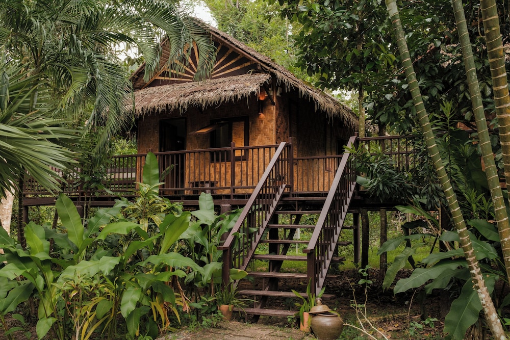 Wareerak Hot Spring & Wellness