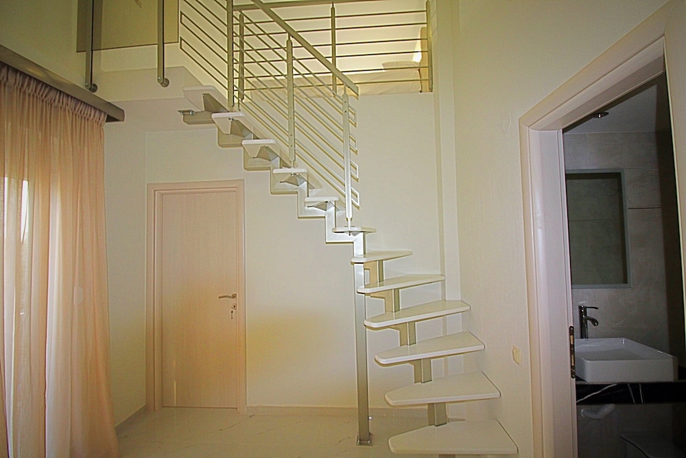 Photo 37