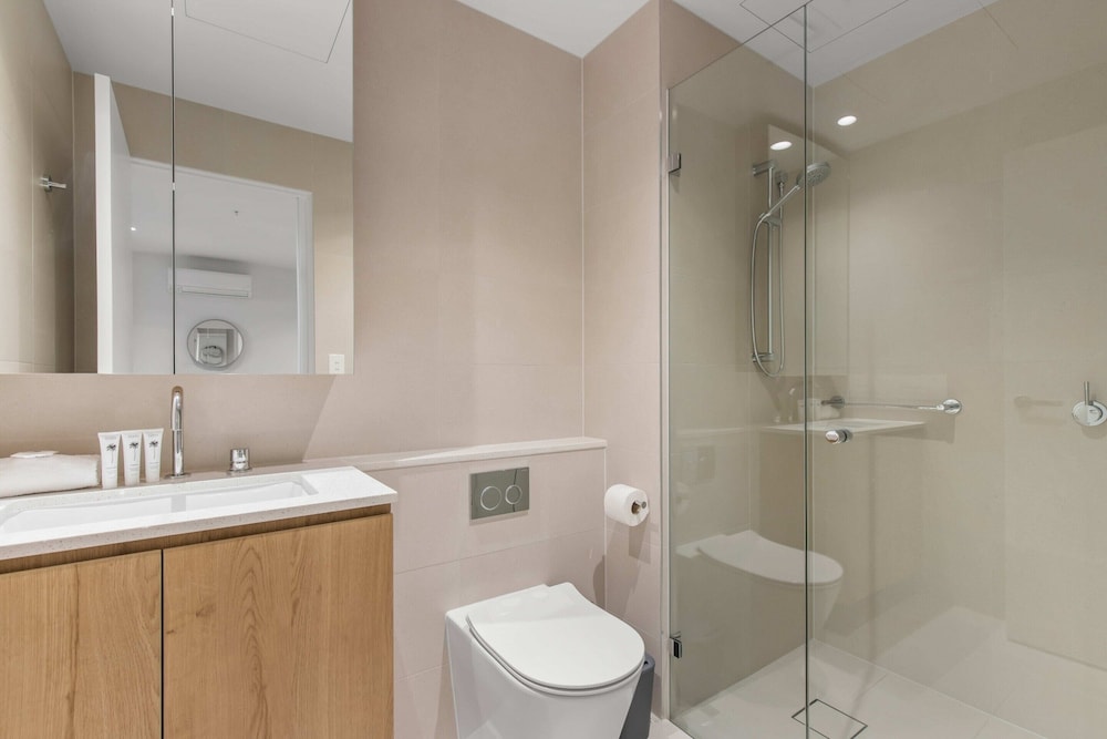 1-bed Resort With Study and Gym