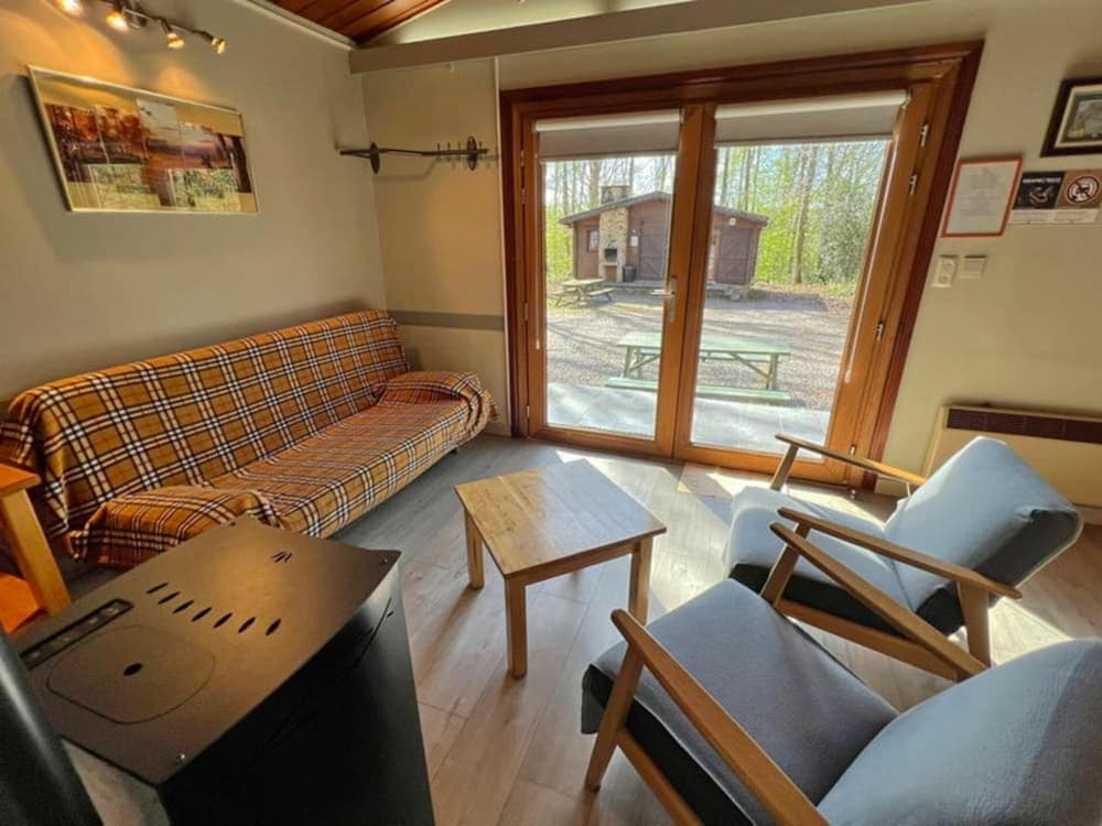 Comfortable Chalet in Oignies for 6