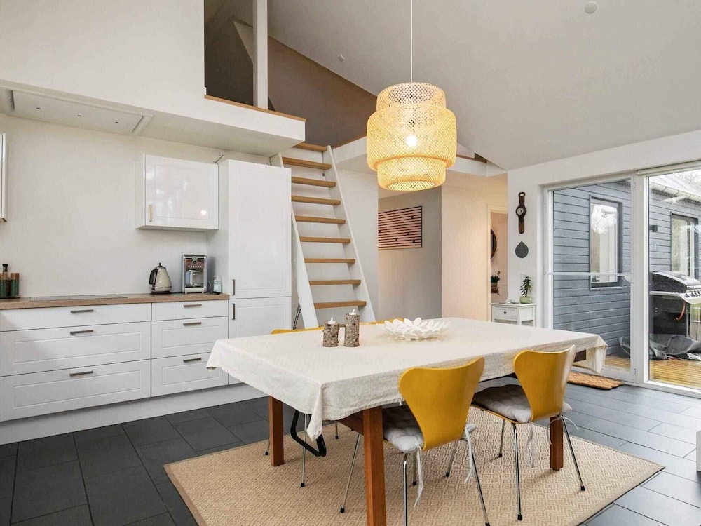 5 Star Holiday Home in Hals