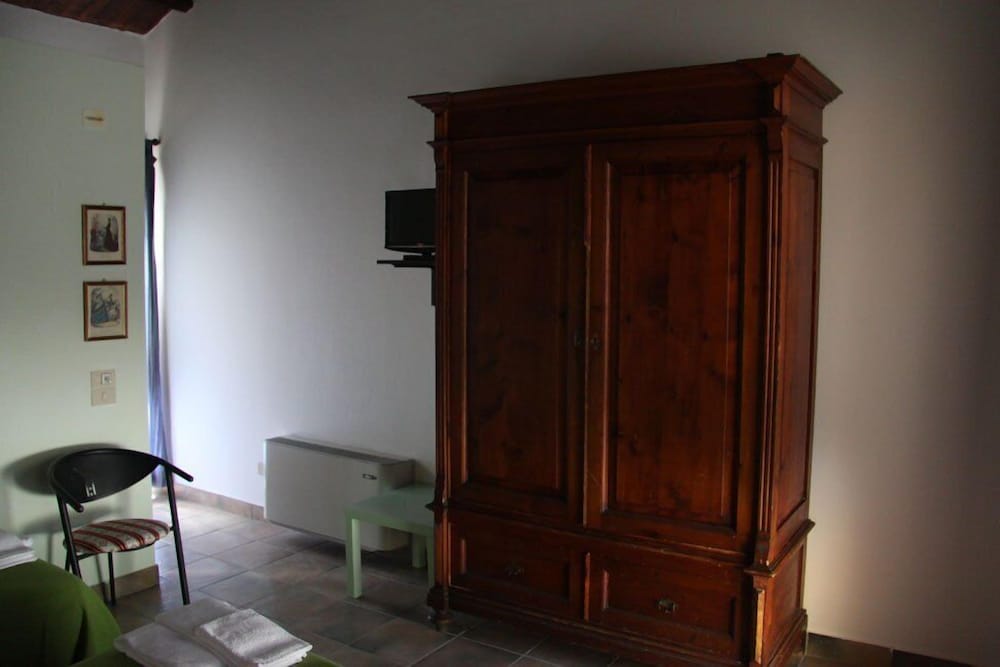 Photo 48