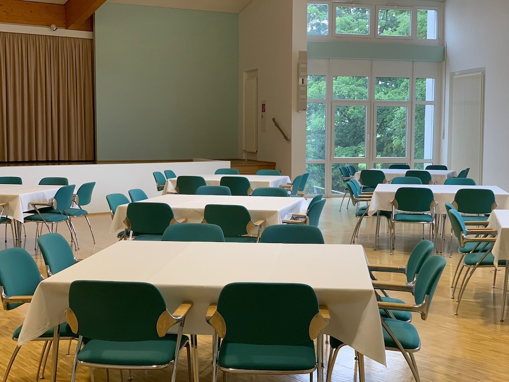 meeting & event spaces