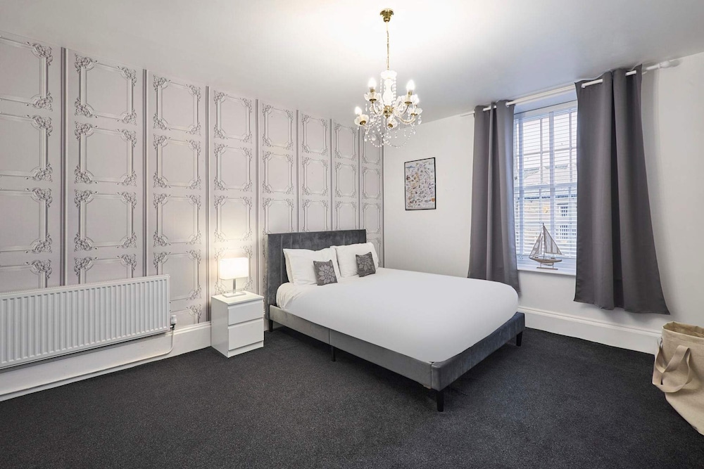 Host Stay Queen Street Apartment