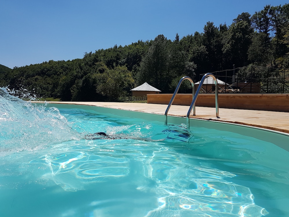 Linden Tree Retreat & Ranch